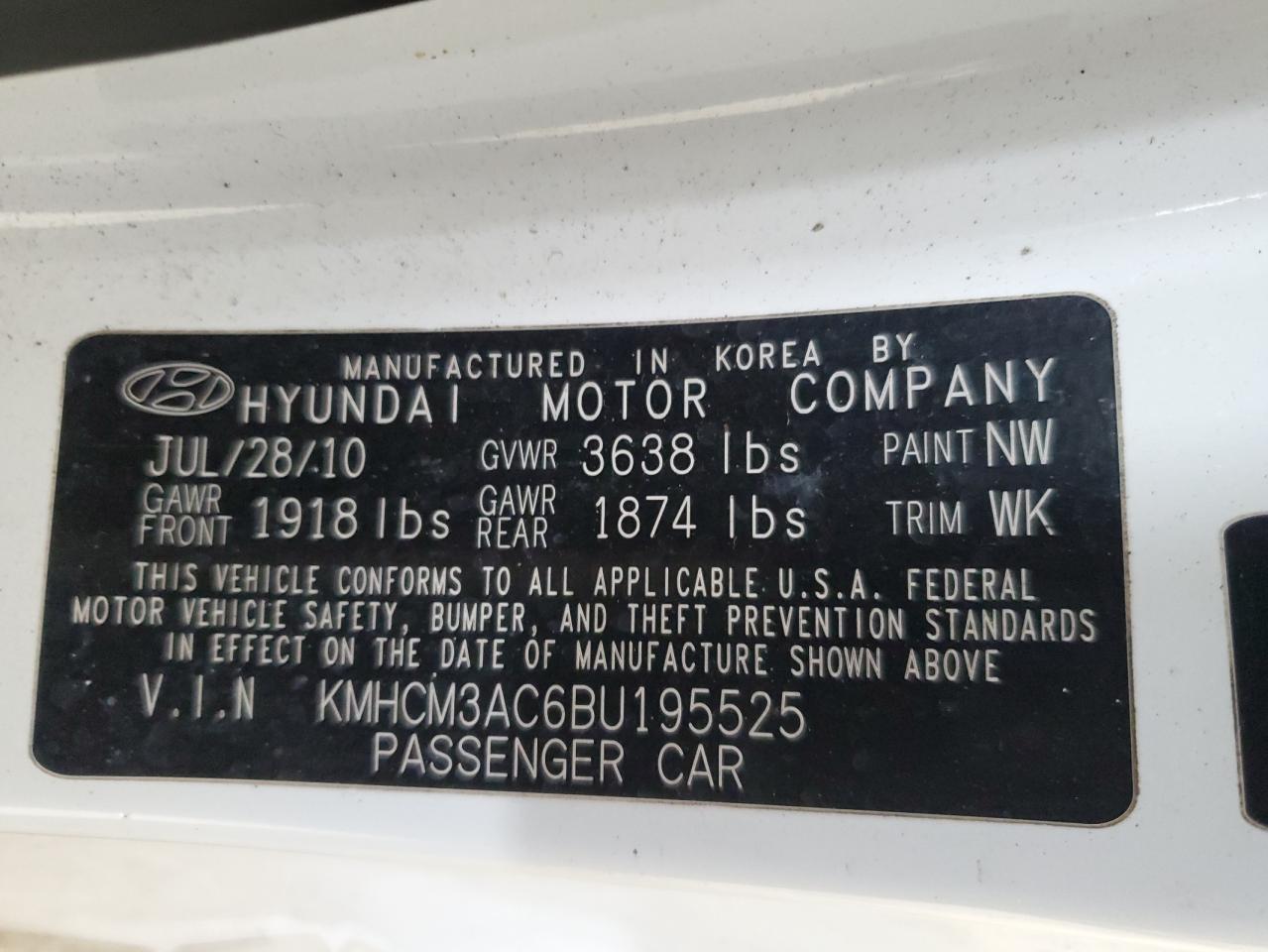 2011 Hyundai Accent - Image 12