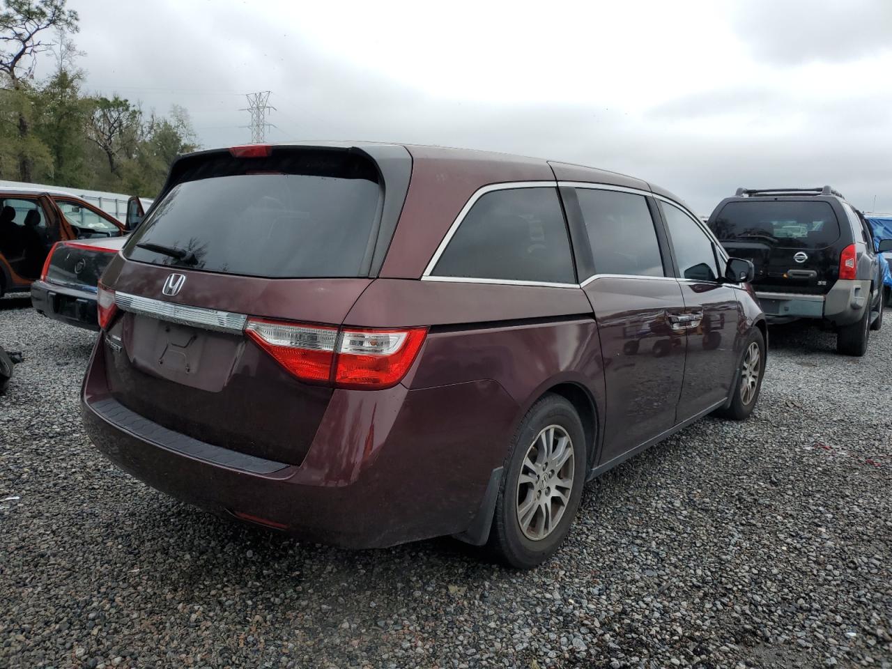 2011 Honda Odyssey - Image 3