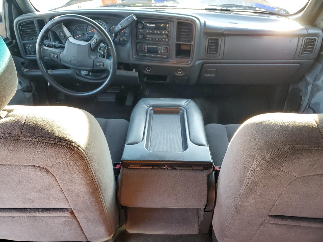 2007 Chevrolet Silverado - Image 8