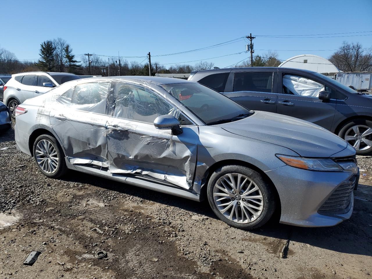 2019 Toyota Camry - Image 4