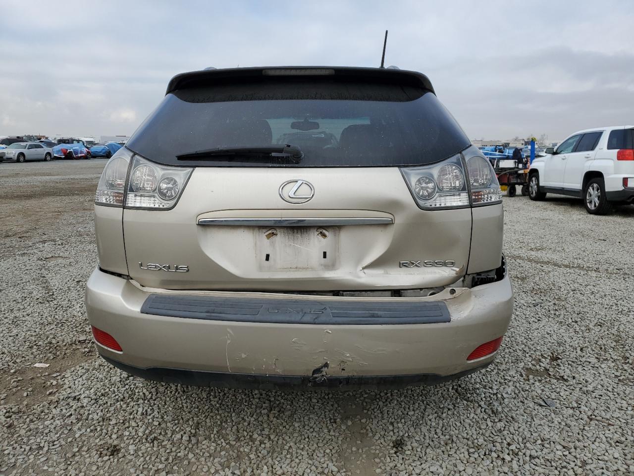 2004 Lexus RX - Image 6