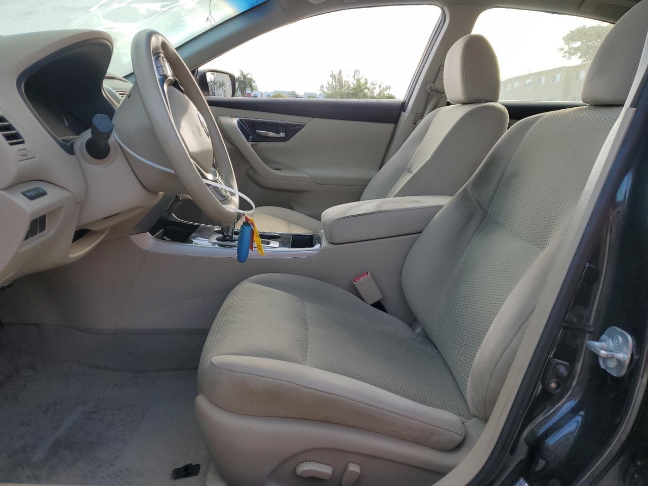 2014 Nissan Altima - Image 7