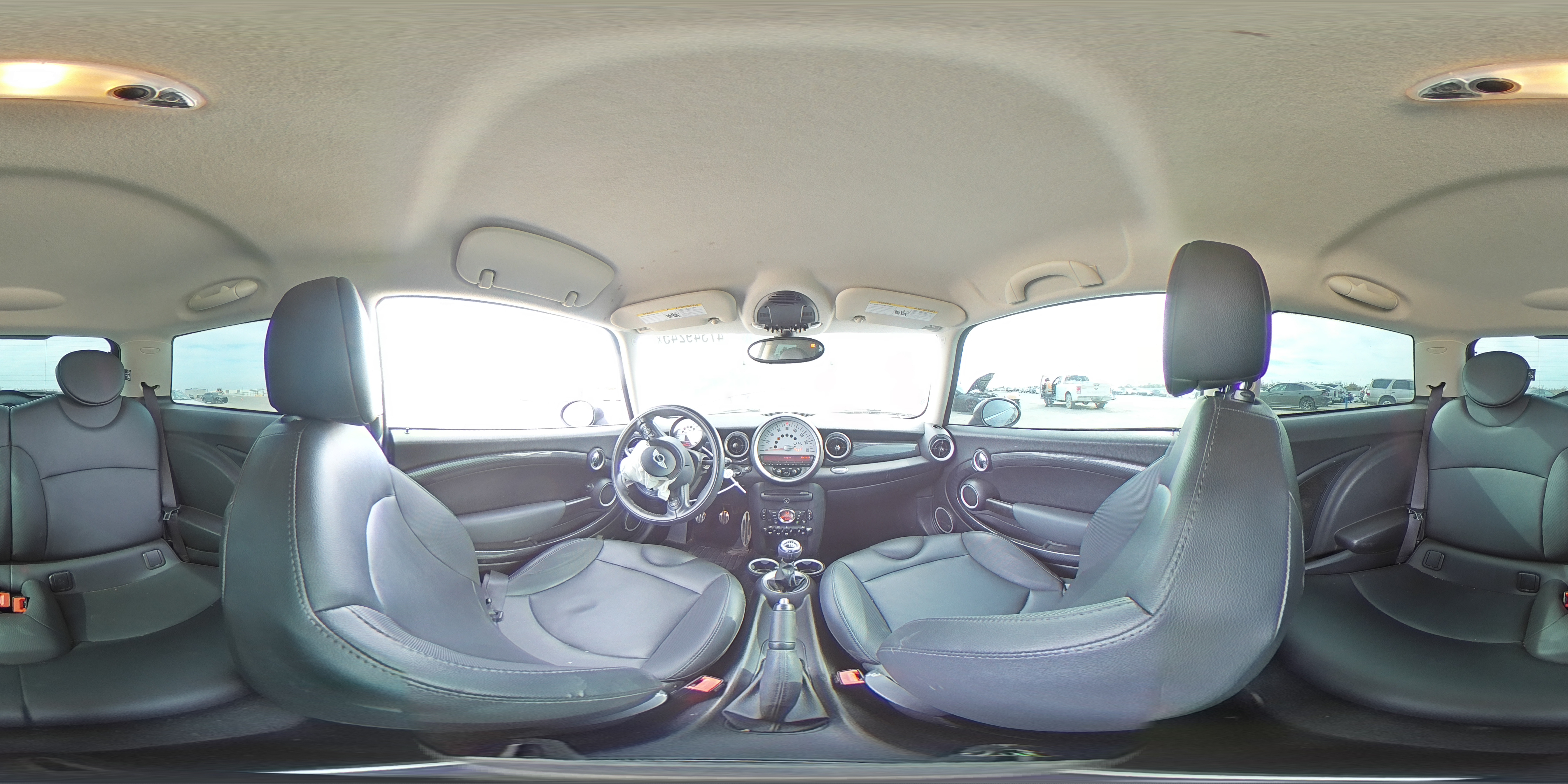 2013 MINI Cooper - Image 12