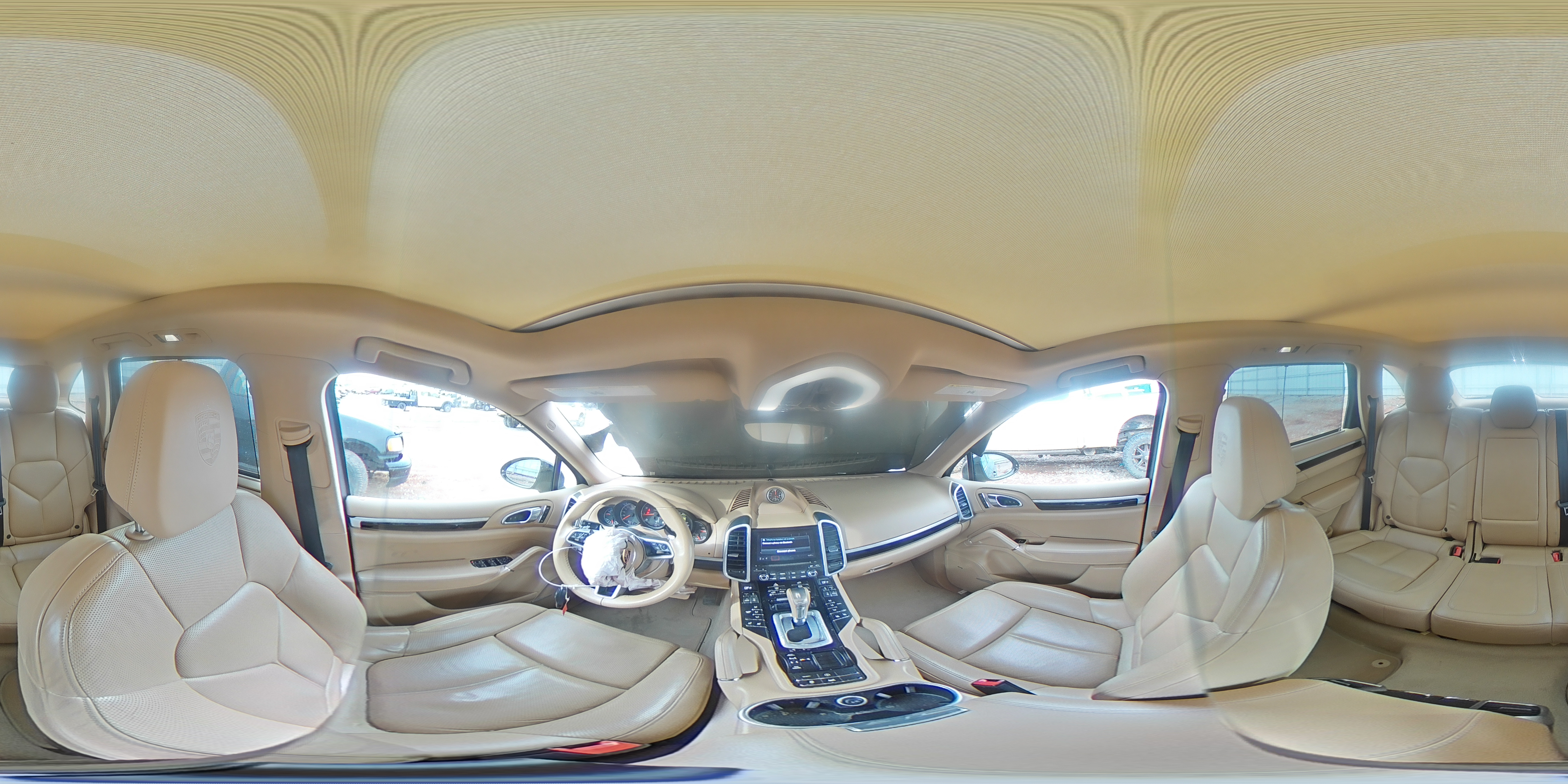 2017 Porsche Cayenne - Image 14