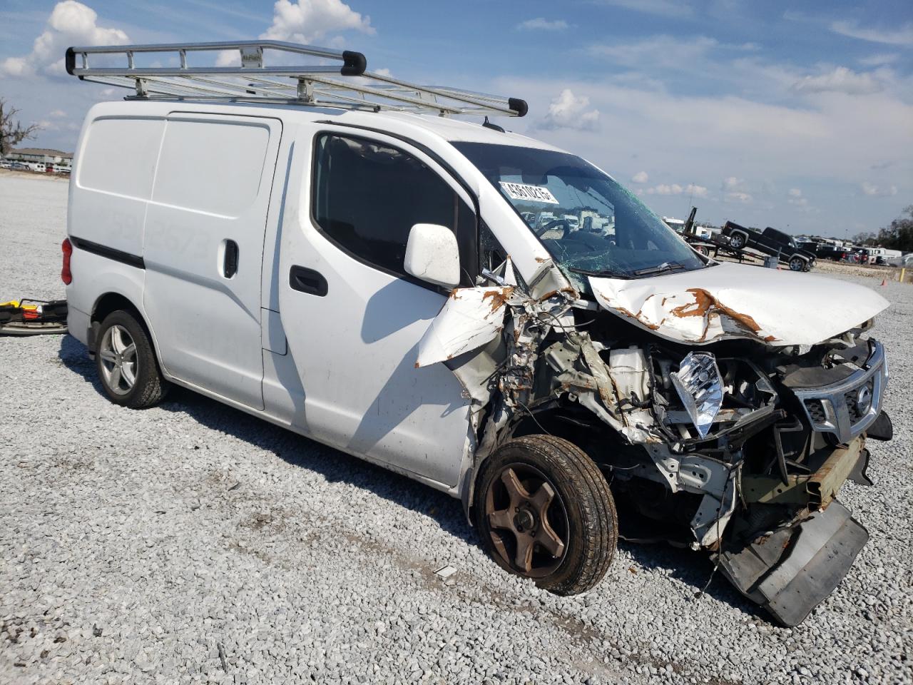 2015 Nissan NV - Image 4
