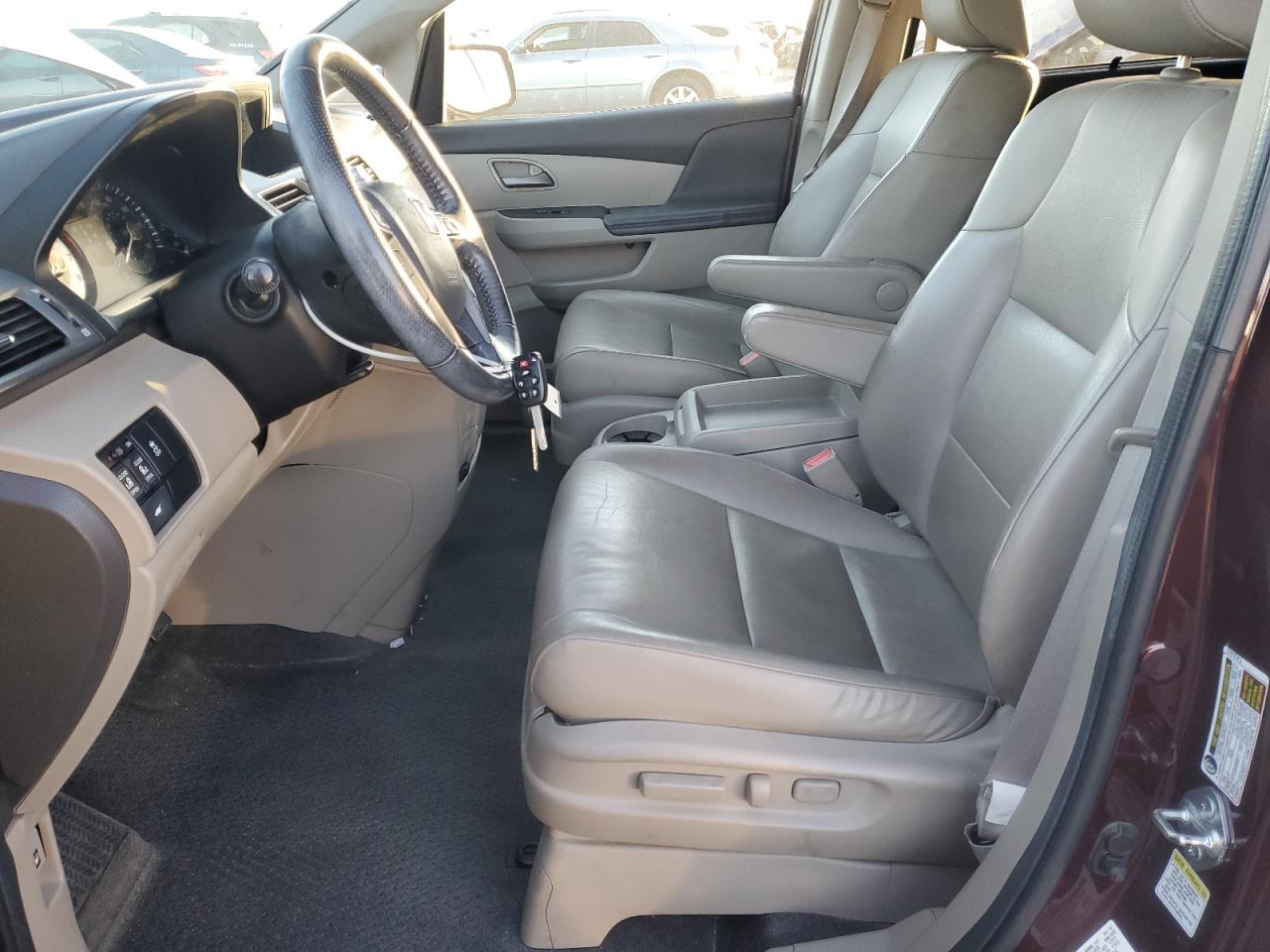 2012 Honda Odyssey - Image 7