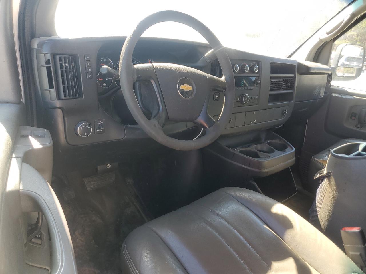 2014 Chevrolet Express - Image 8