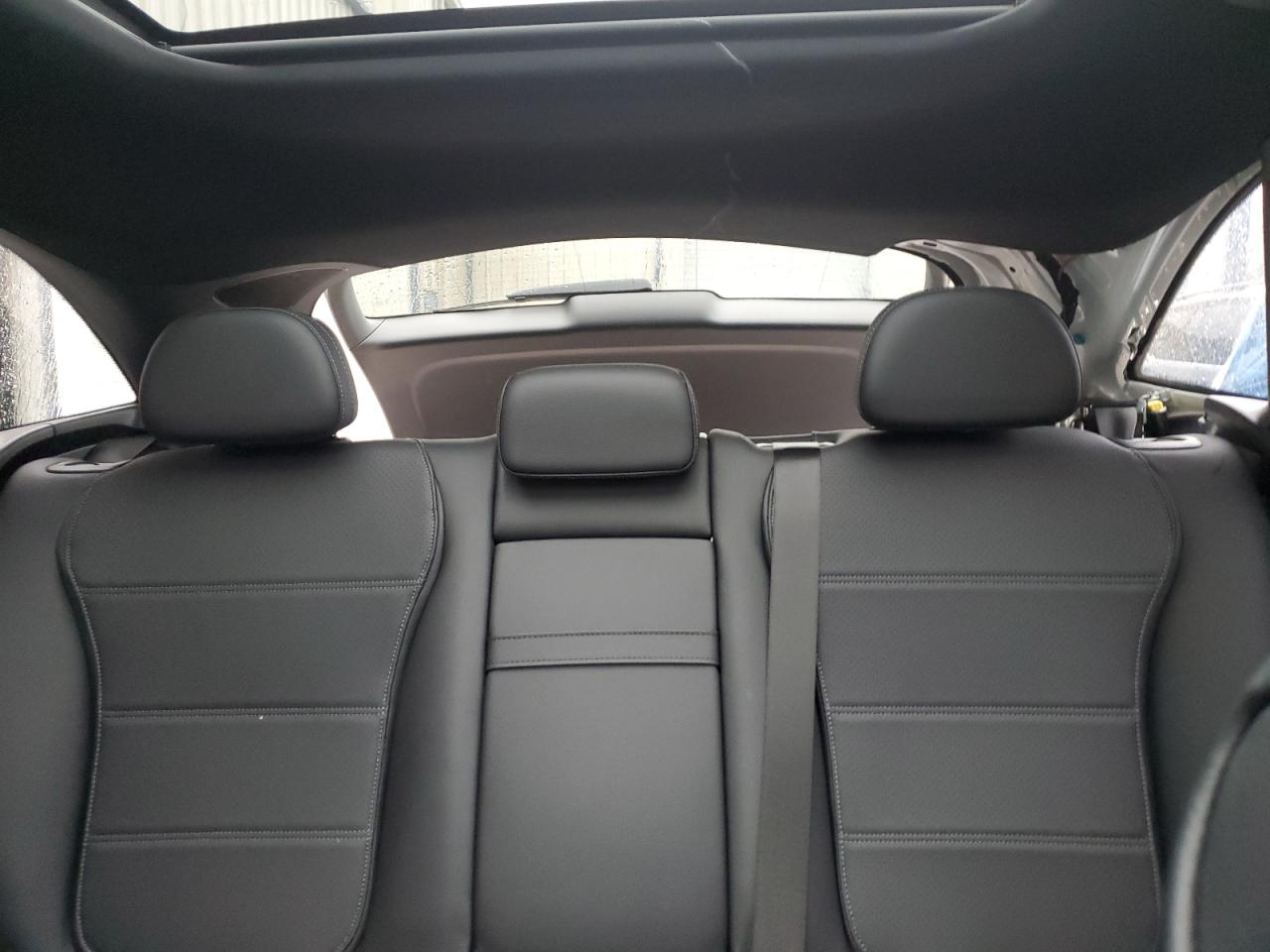 2024 Mercedes-Benz GLC - Image 10