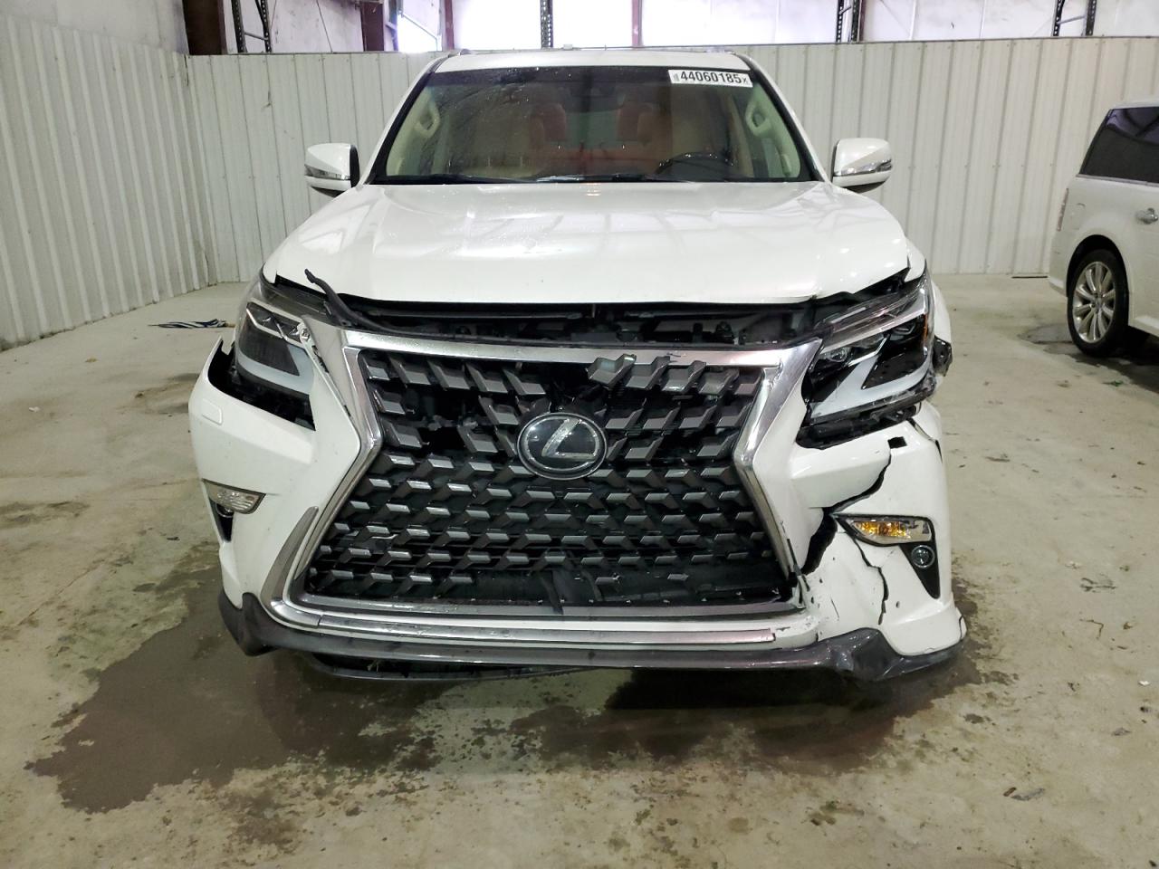 2021 Lexus GX - Image 5