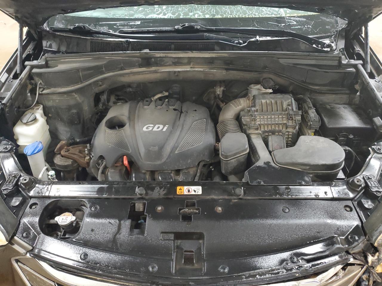 2013 Hyundai Santa Fe - Image 12