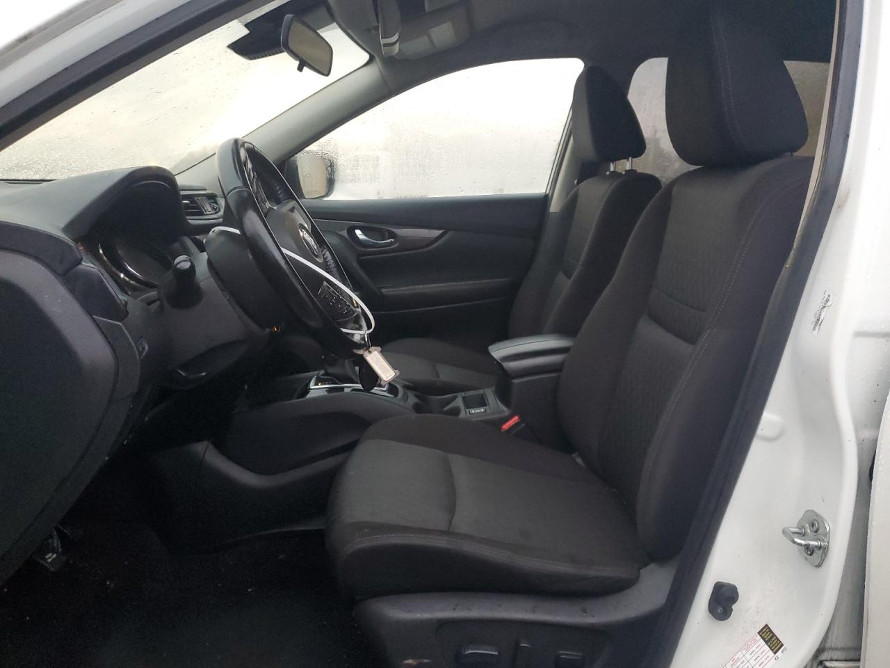 2020 Nissan Rogue - Image 7
