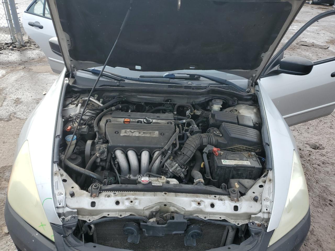 2007 Honda Accord - Image 11