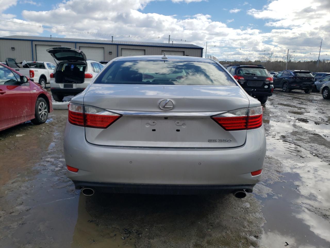 2014 Lexus ES - Image 6