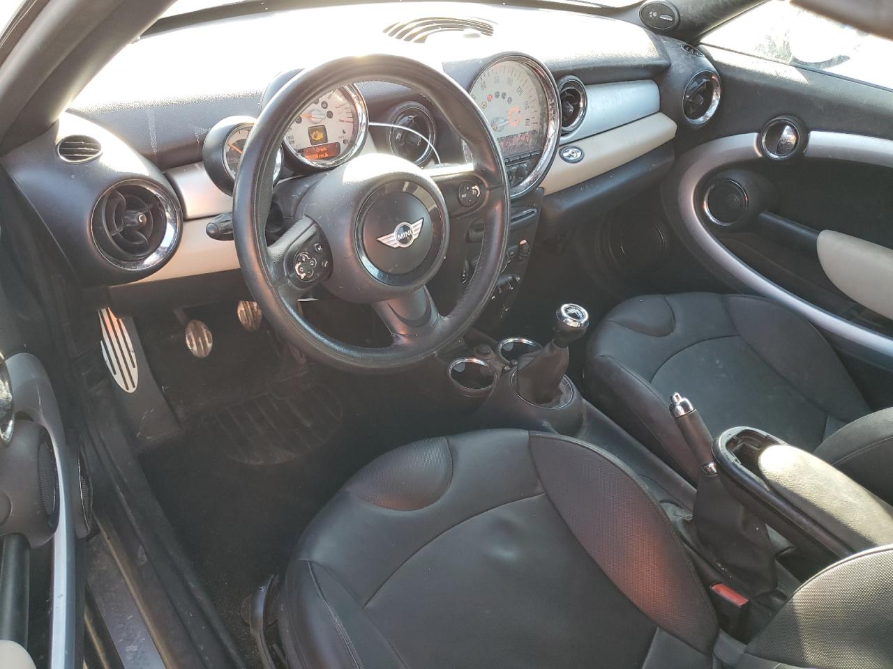 2013 MINI Cooper - Image 8