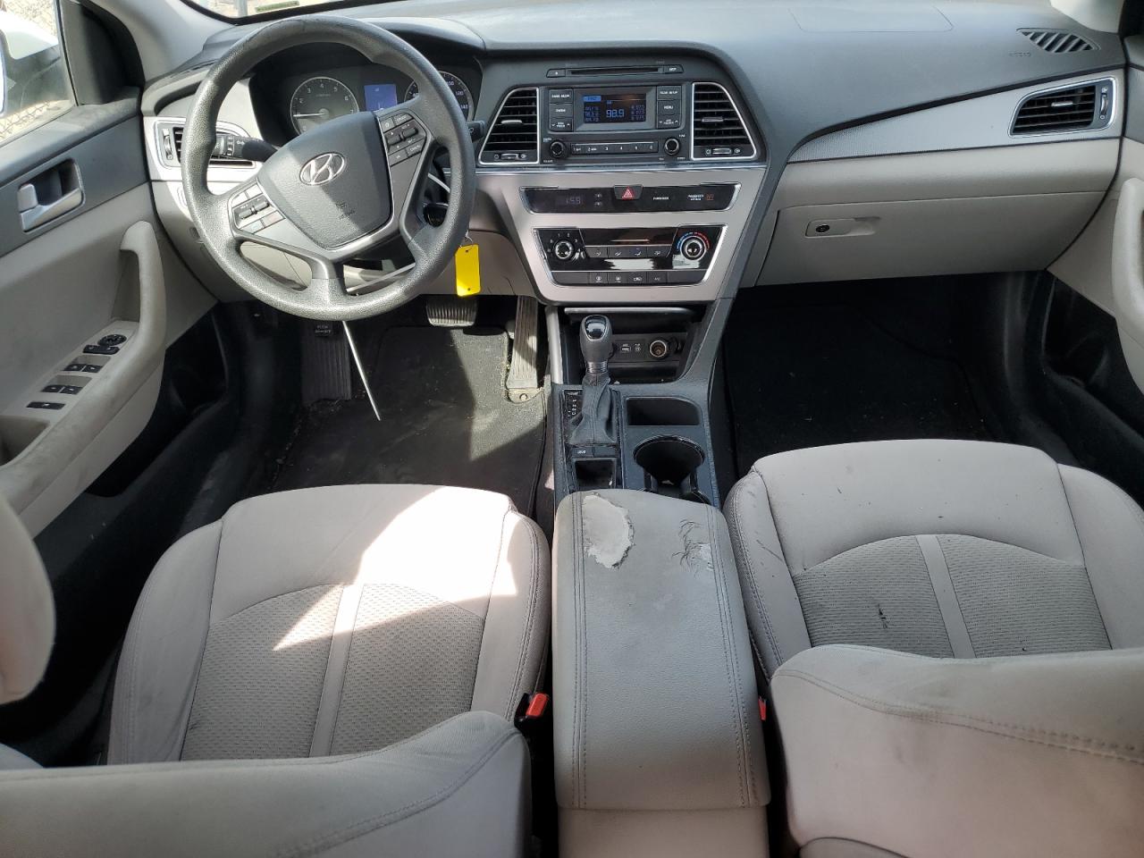 2015 Hyundai Sonata - Image 8