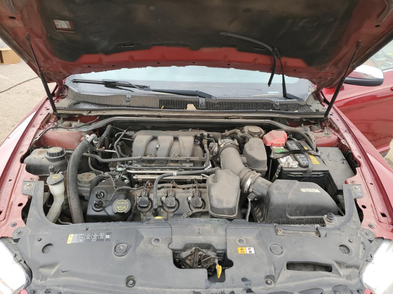 2014 Ford Taurus - Image 11