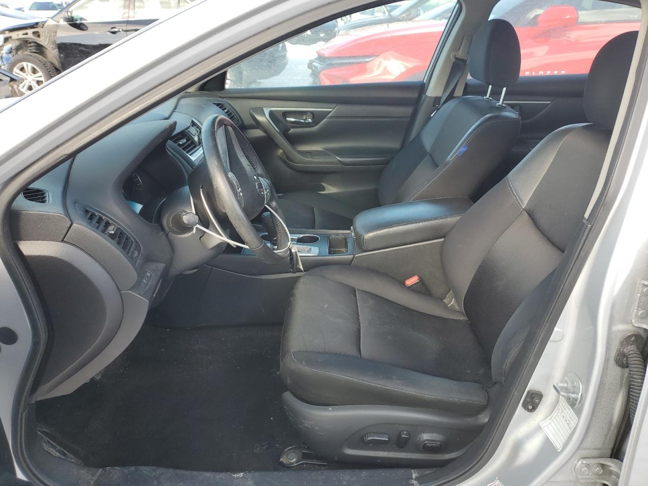 2017 Nissan Altima - Image 7