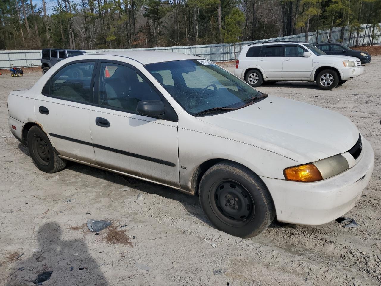 1998 Mazda Protege - Image 4