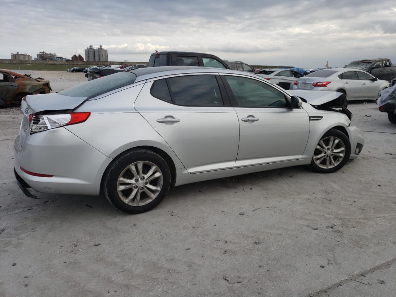 2012 Kia Optima - Image 3