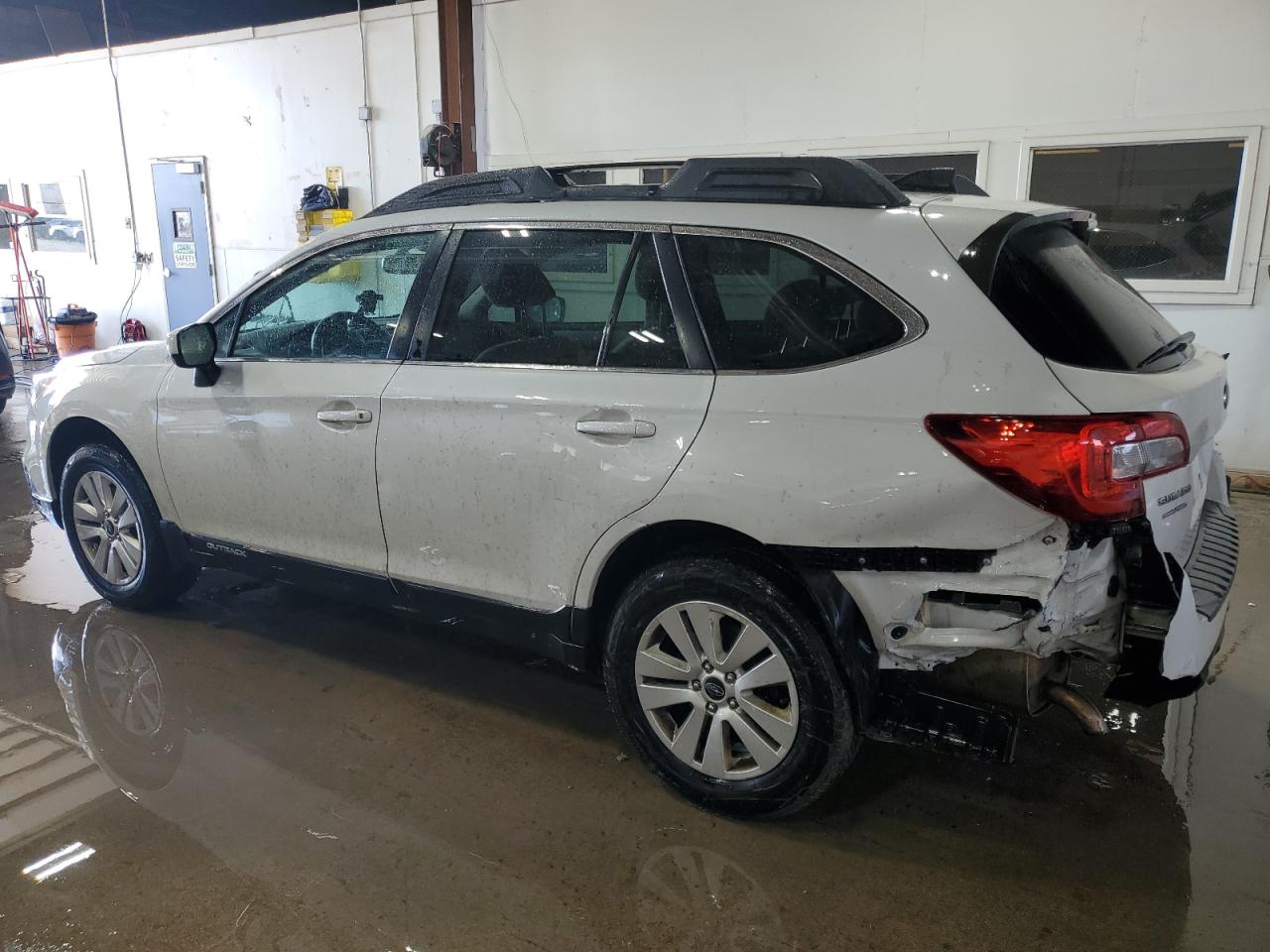 2016 Subaru Outback - Image 2