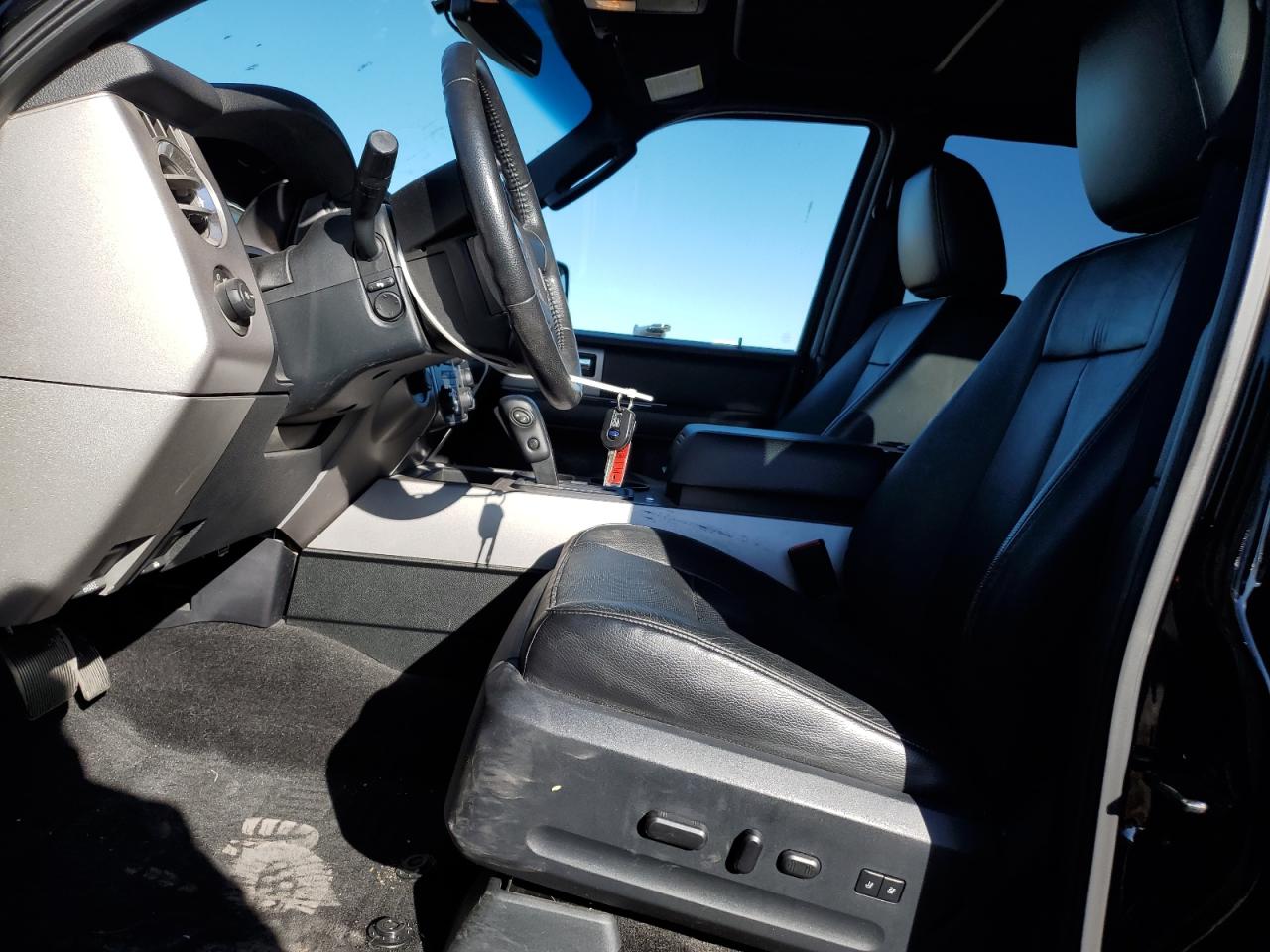 2017 Ford Expedition - Image 7