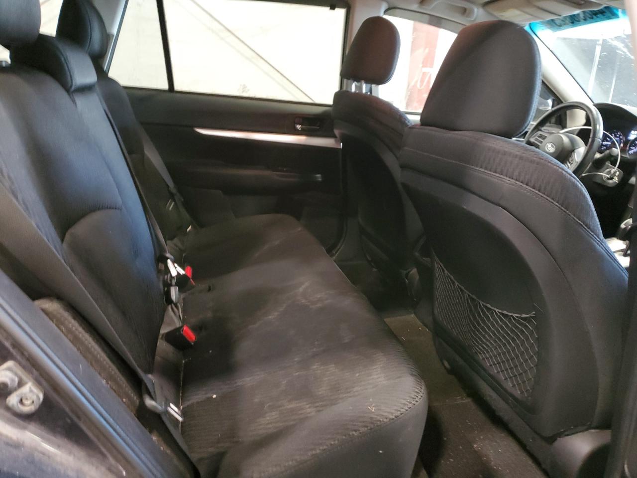 2012 Subaru Outback - Image 11