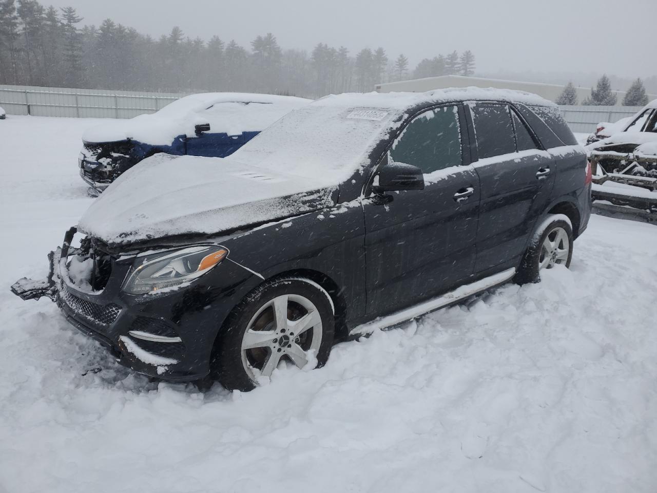 2016 Mercedes-Benz GLE - Image 1