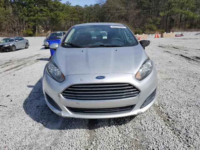  FORD FIESTA 2019 Серебристый