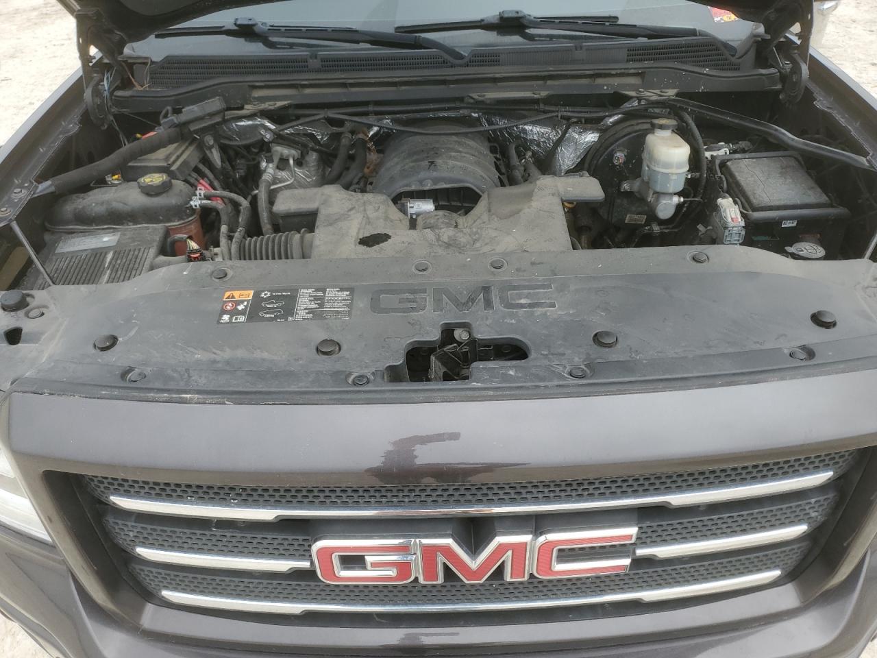 2015 GMC Sierra - Image 11