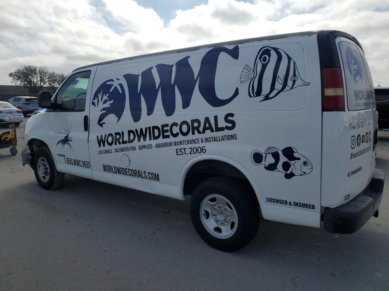 2003 Chevrolet Express - Image 2