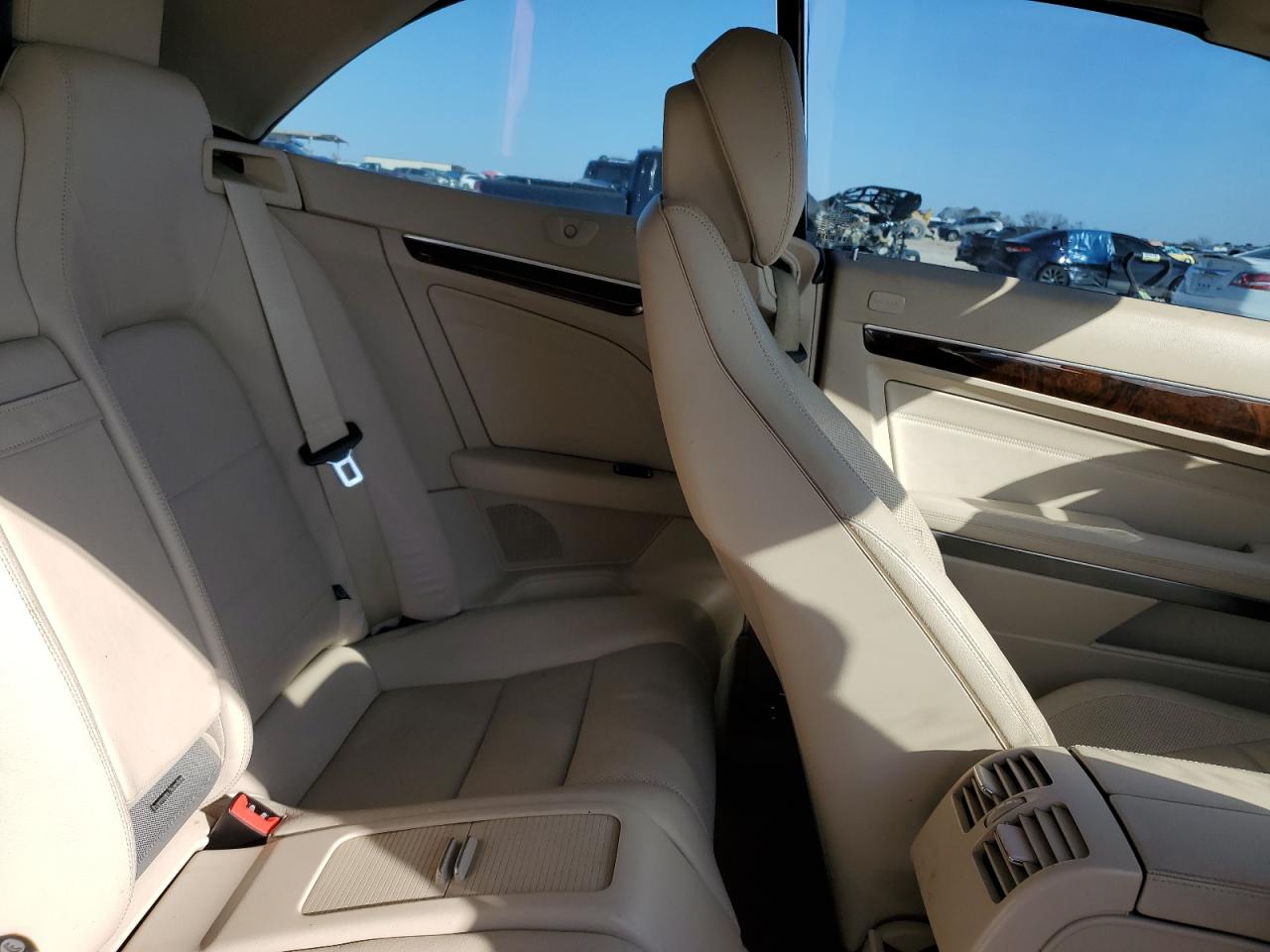 2014 Mercedes-Benz E-klasse - Image 10