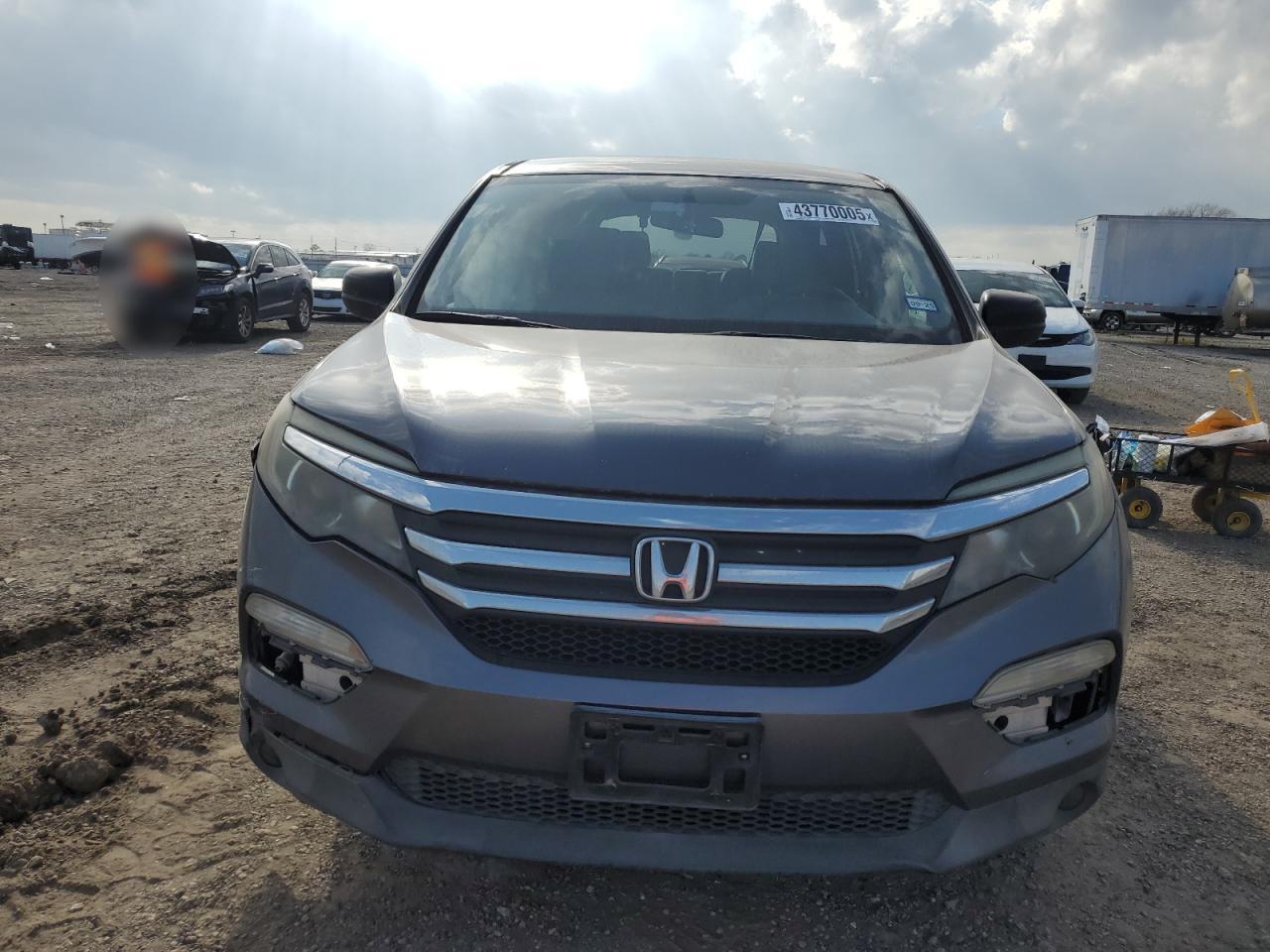 2016 Honda Pilot - Image 5