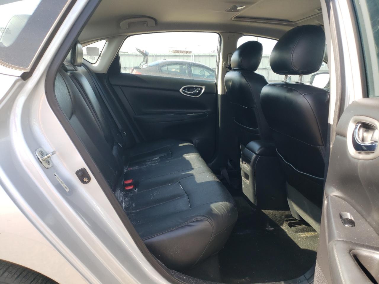 2013 Nissan Sentra - Image 10