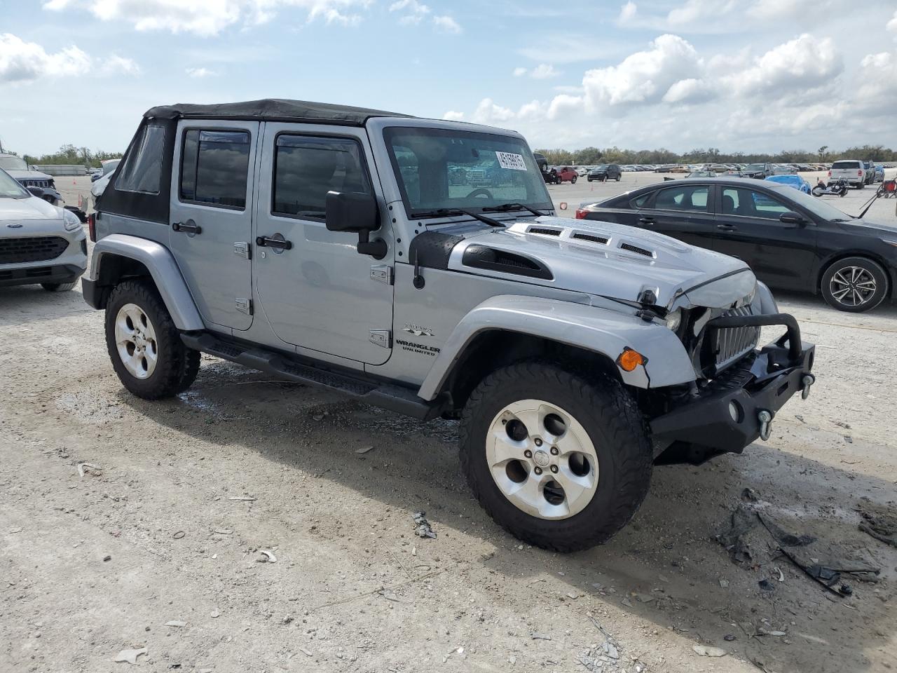 2016 Jeep Wrangler - Image 4