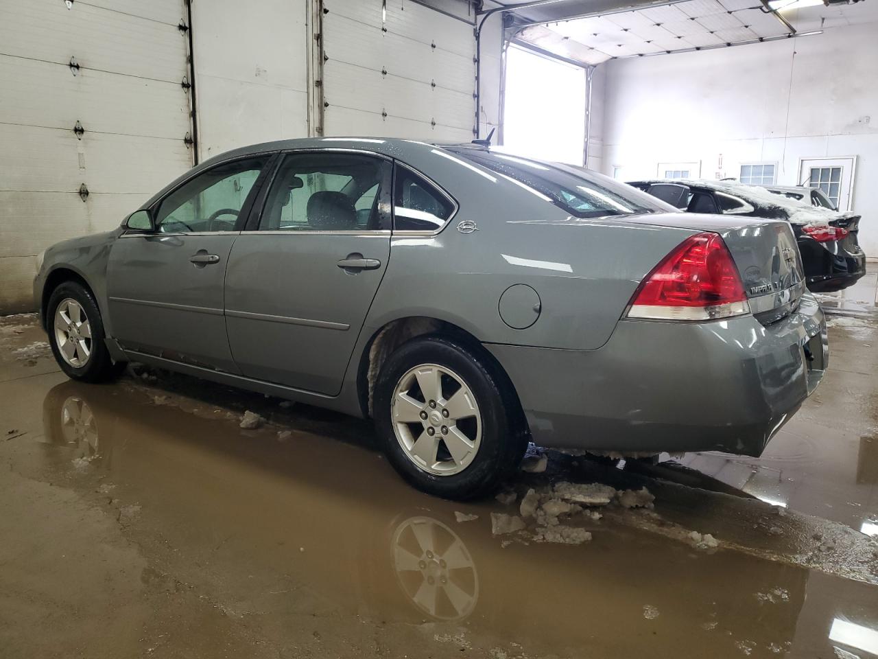 2008 Chevrolet Impala - Image 2