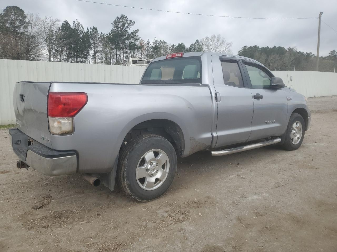 2010 Toyota Tundra - Image 3