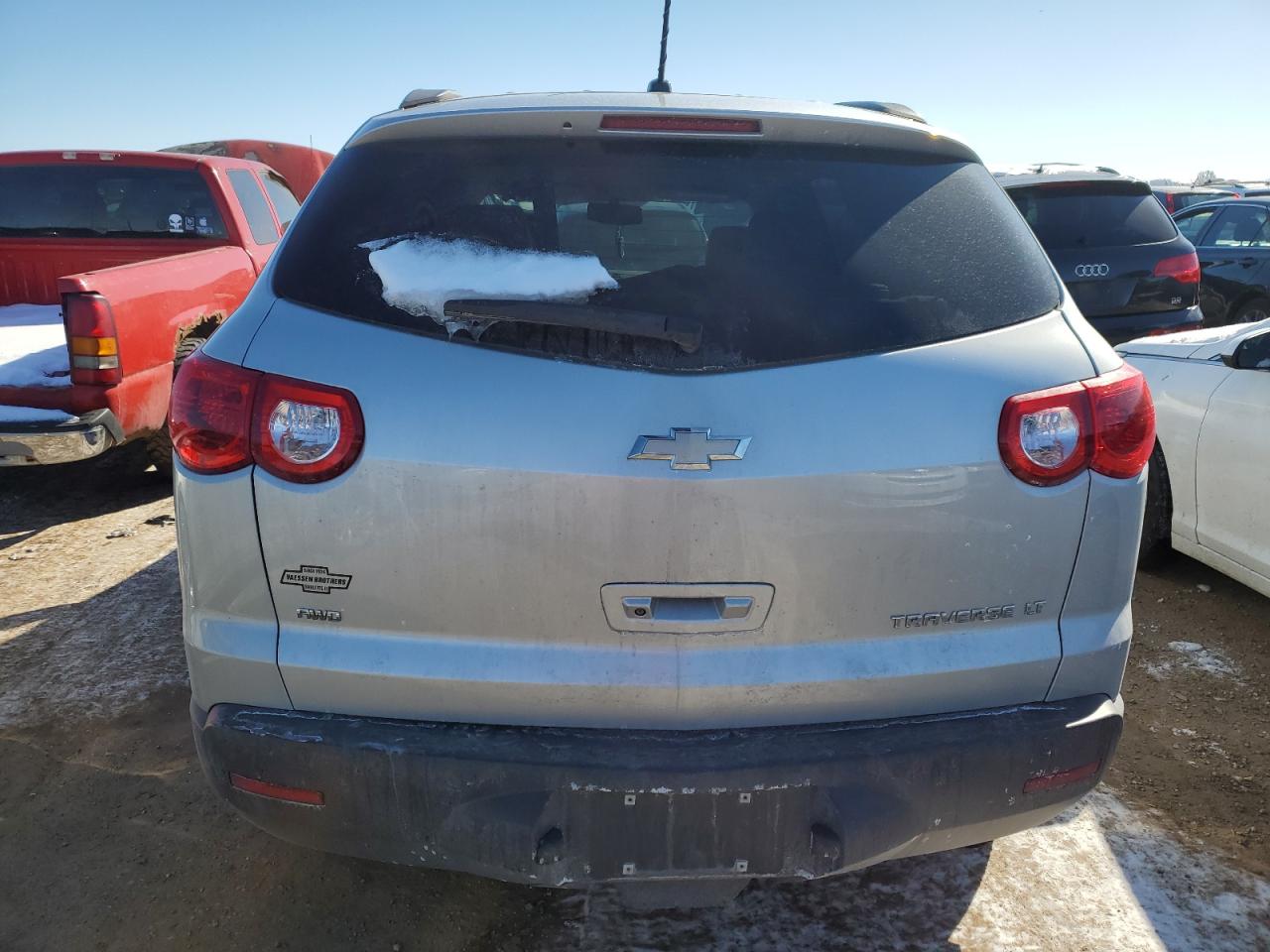 2011 Chevrolet Traverse - Image 6