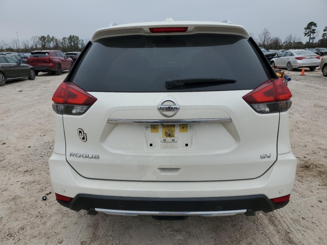 2019 Nissan Rogue - Image 6