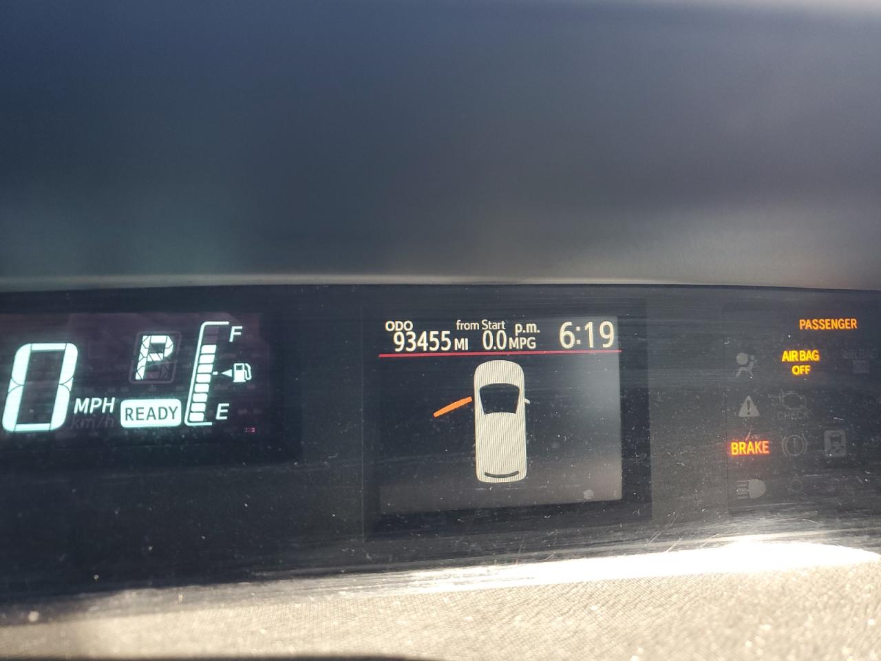 2014 Toyota Prius - Image 9