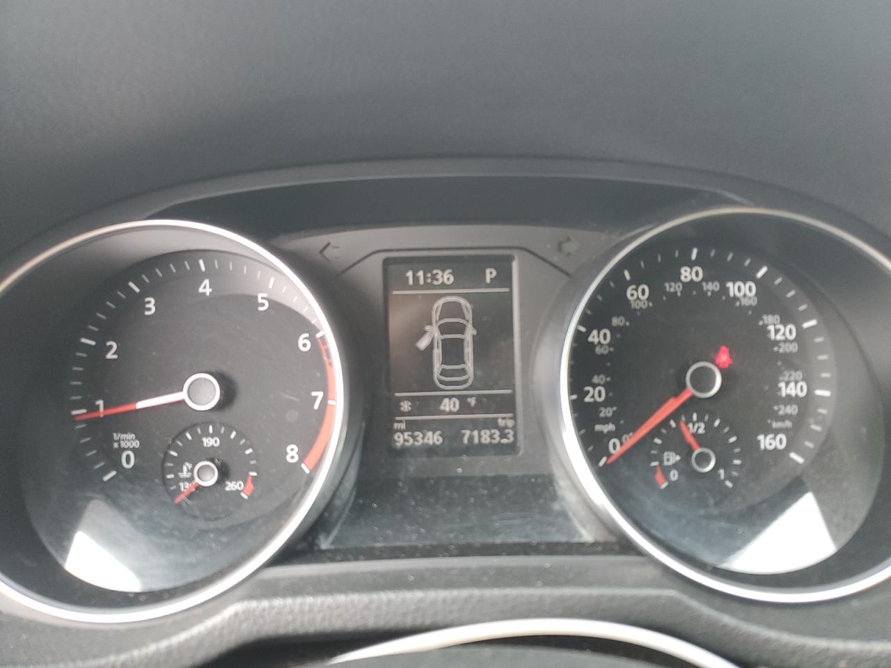 2016 Volkswagen Passat - Image 9