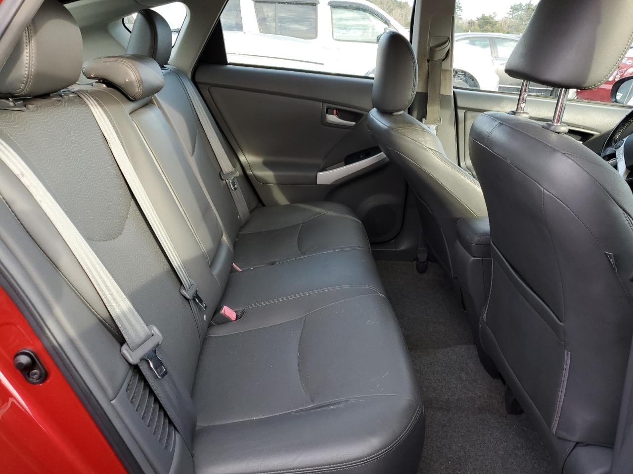 2010 Toyota Prius - Image 10