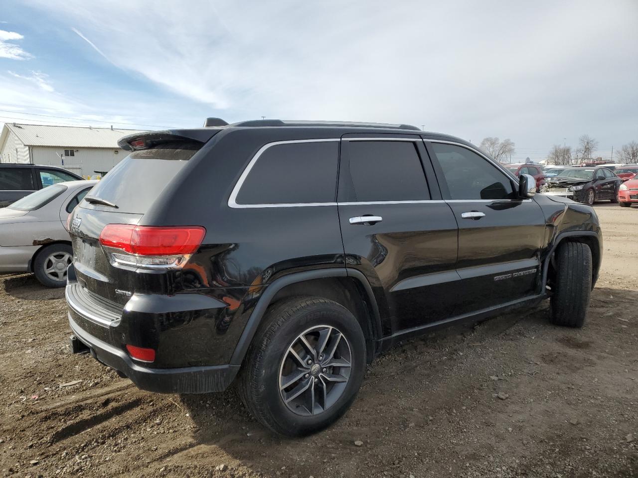 2018 Jeep Grand Cherokee - Image 3
