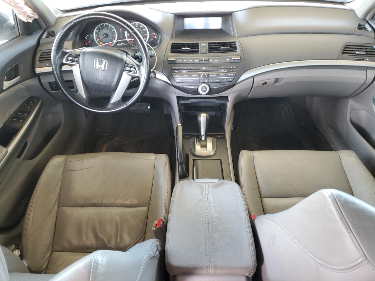 2009 Honda Accord - Image 8