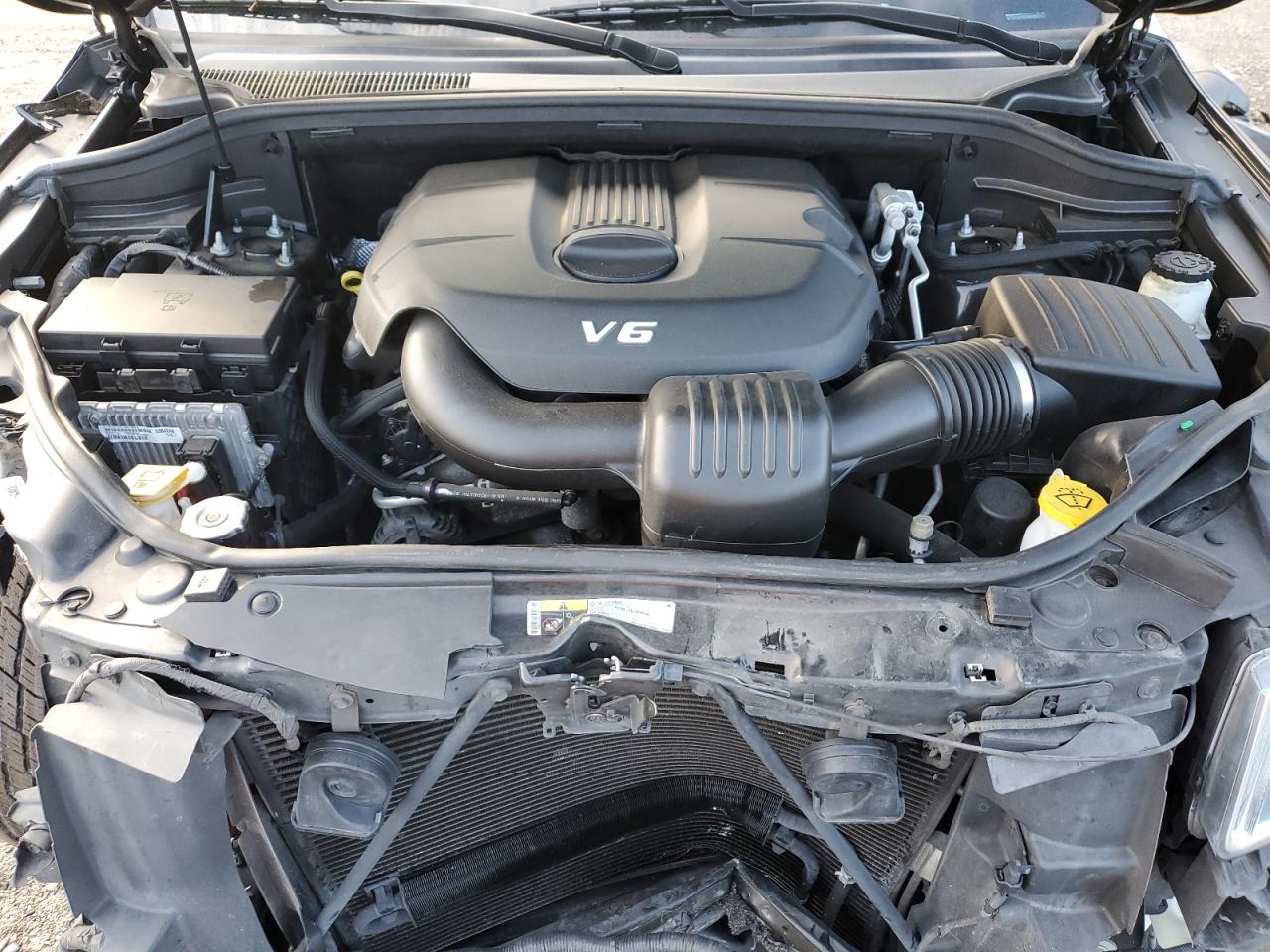 2015 Jeep Grand Cherokee - Image 12