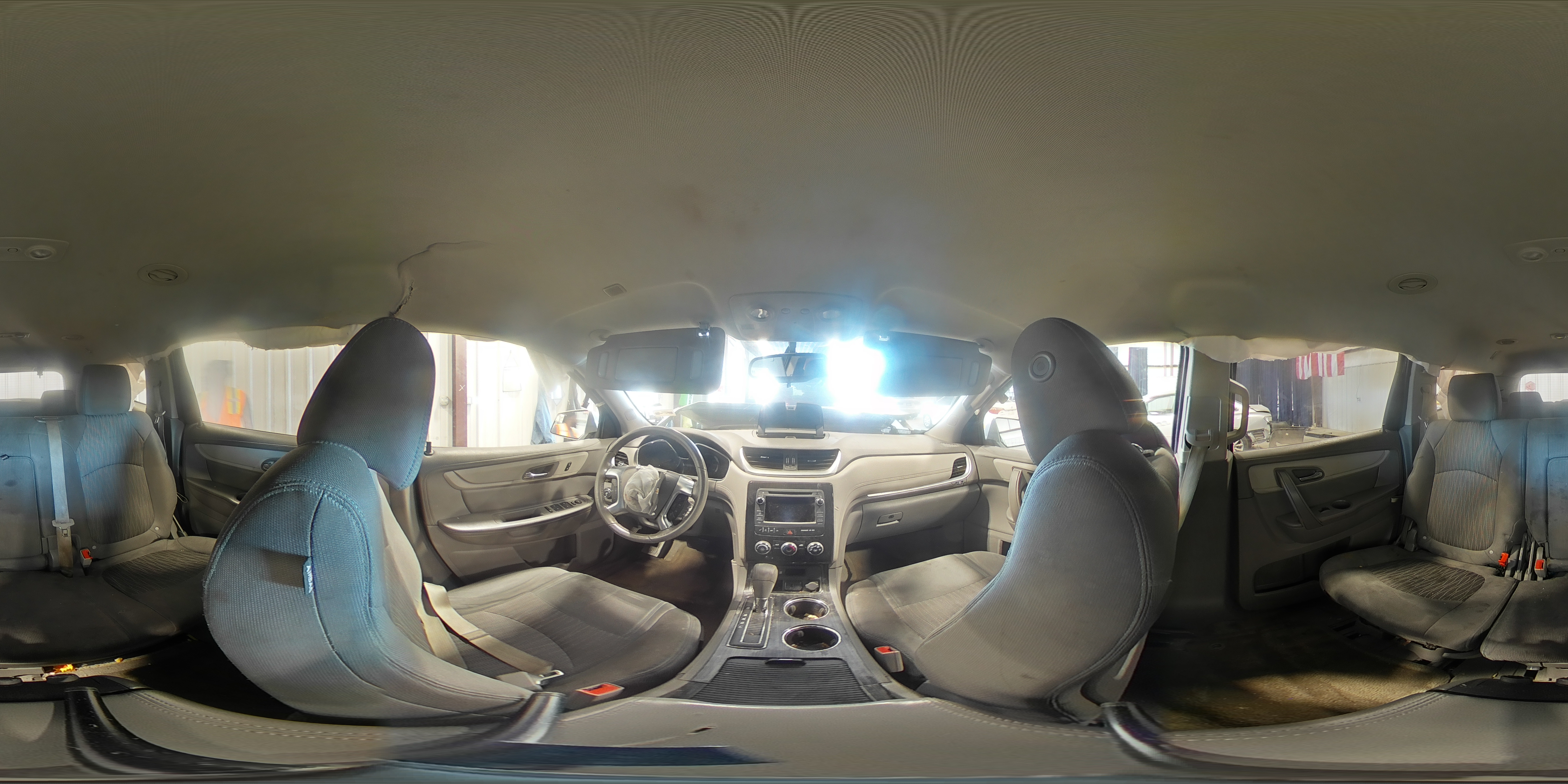 2017 Chevrolet Traverse - Image 14
