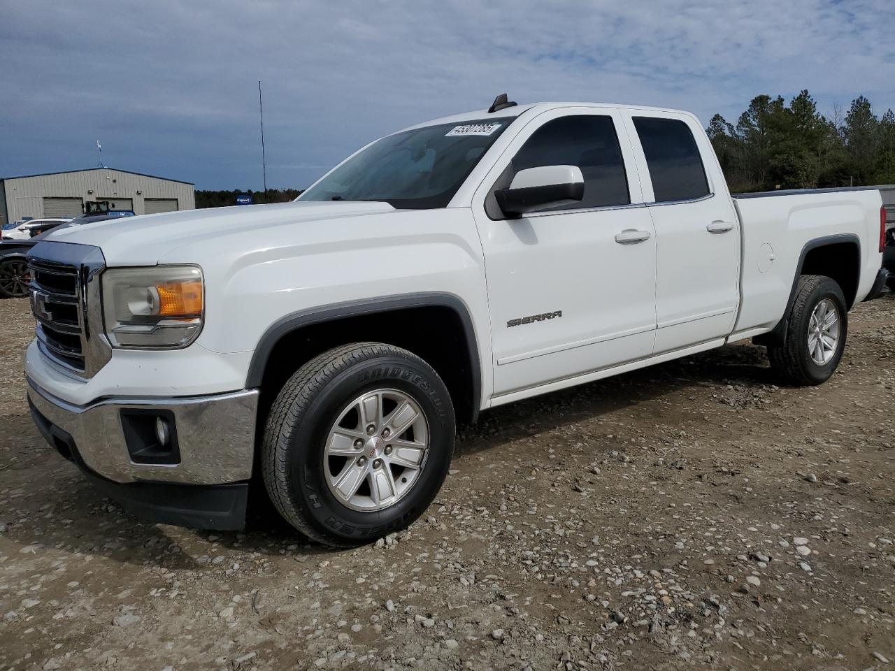 2015 GMC Sierra - Image 1