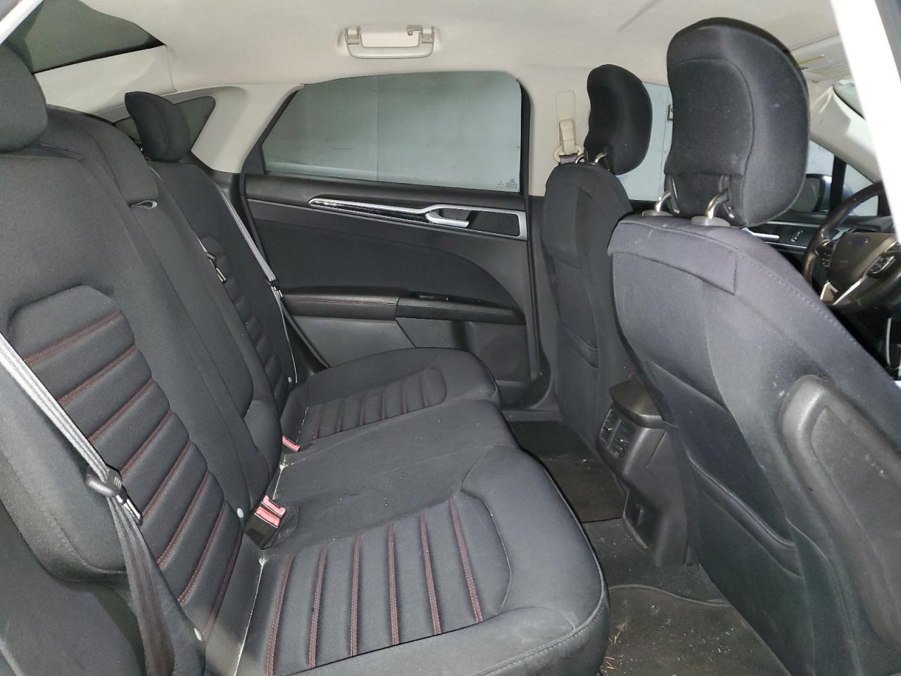 2013 Ford Fusion - Image 10