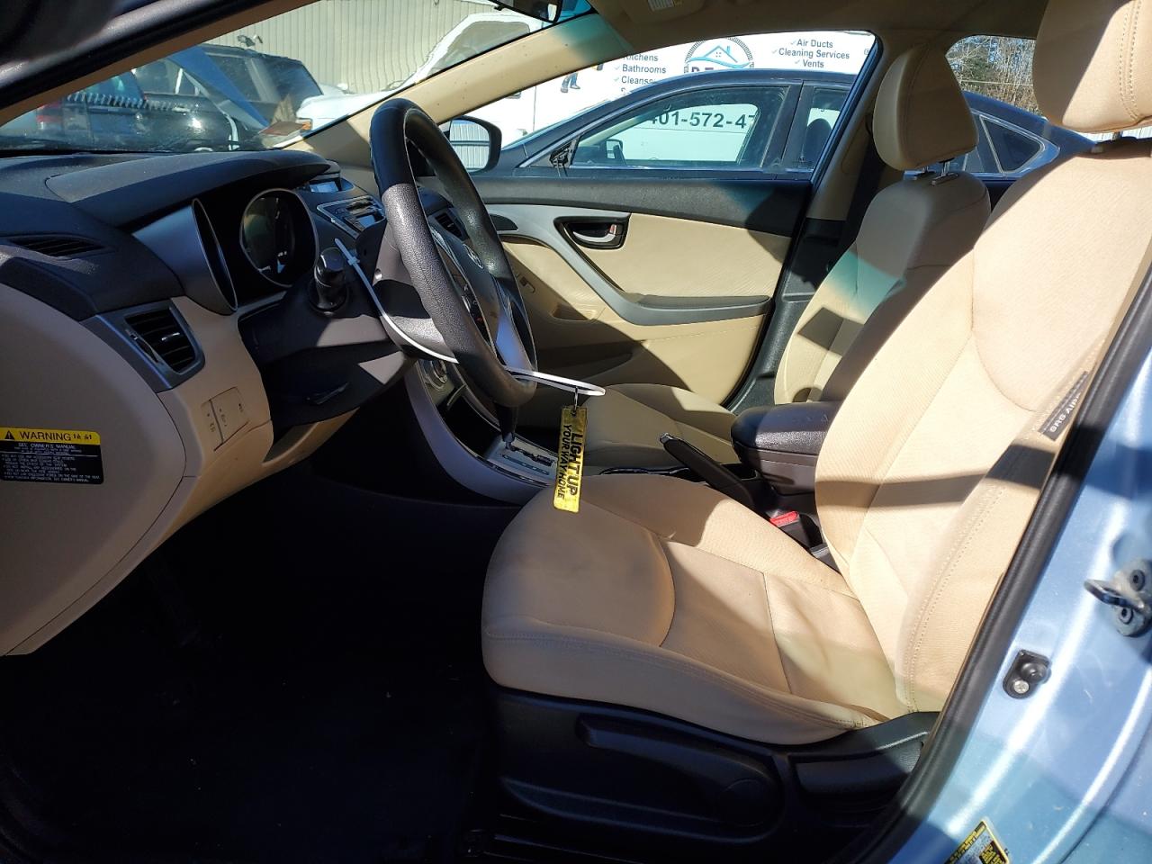 2012 Hyundai Elantra - Image 7