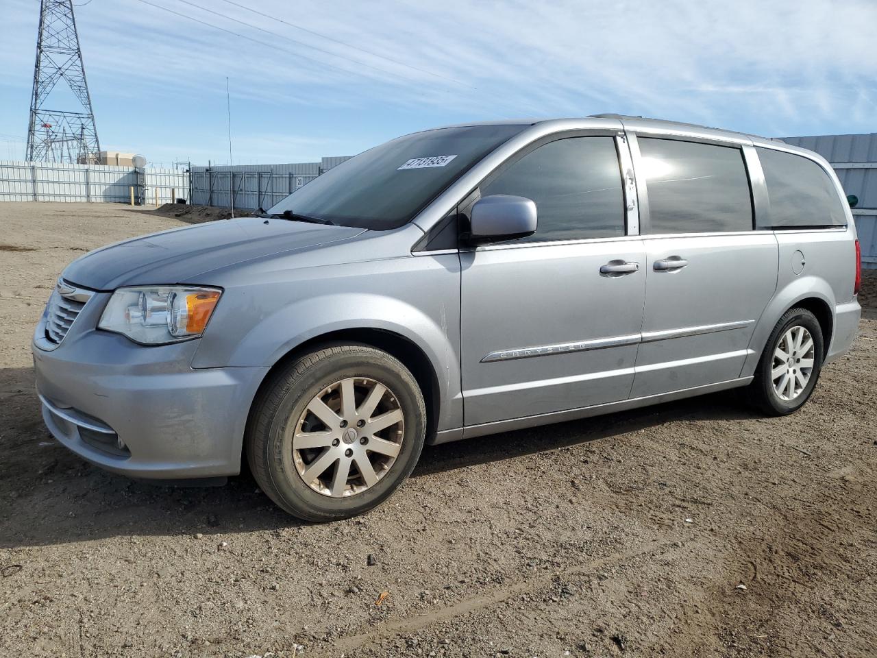 2015 Chrysler Town & Country - Image 1