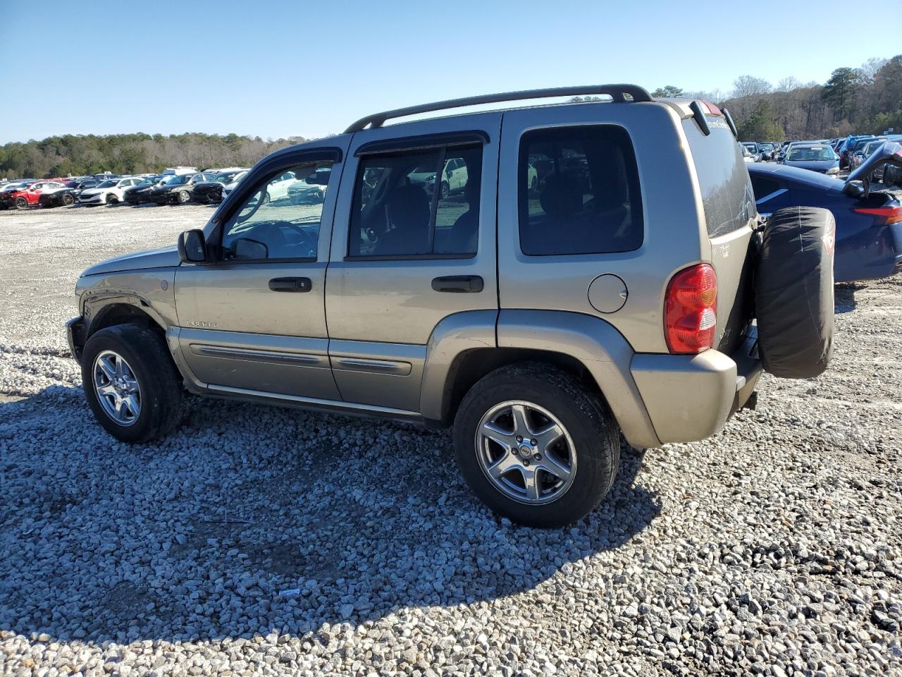 2004 Jeep Liberty (North America) - Image 2